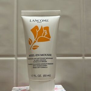 LANCOME paris 
Foaming Cleansing Makeup Remover
Miel-En-Mousse 
1.7 fl oz 
New
